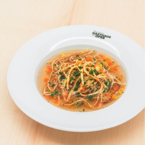  Plachuttas Rindsuppe mit Frittaten